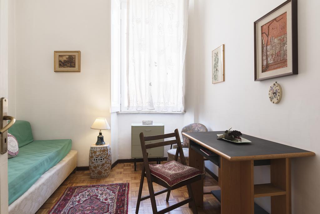 Flower'S Market Apartment - Charme Holidays Roma Ngoại thất bức ảnh